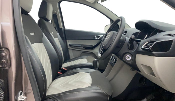 2018 Tata Tiago XZ PETROL, Petrol, Manual, 22,113 km, Right Side Front Door Cabin