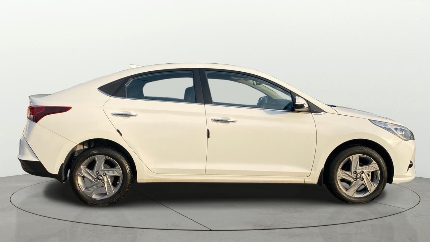 2023 Hyundai Verna SX 1.5 l MPI, Petrol, Manual, 5,493 km, Right Side View