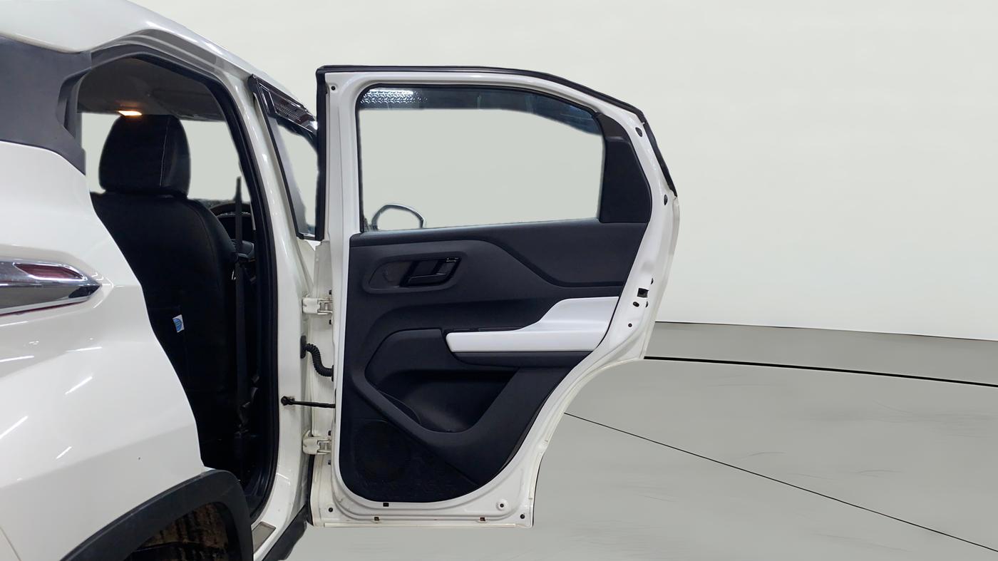 2022 Tata PUNCH ACCOMPLISHED MT, Petrol, Manual, 33,838 km, RHS Rear Door