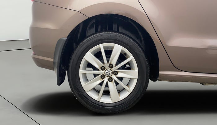 2016 Volkswagen Ameo HIGHLINE DSG 1.5 DIESEL , Diesel, Automatic, 64,960 km, Right Rear Wheel