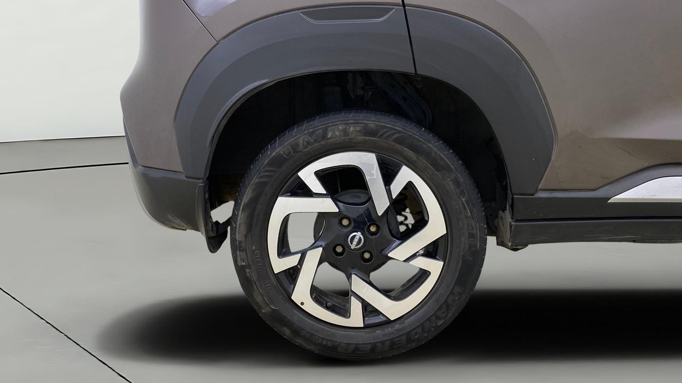 2023 Nissan MAGNITE XV Premium AMT, Petrol, Automatic, 38,936 km, Right Rear Wheel