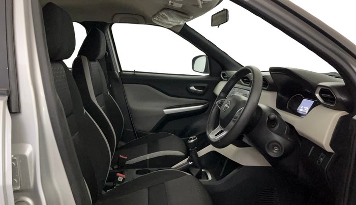2021 Nissan MAGNITE XL, Petrol, Manual, 20,293 km, Right Side Front Door Cabin