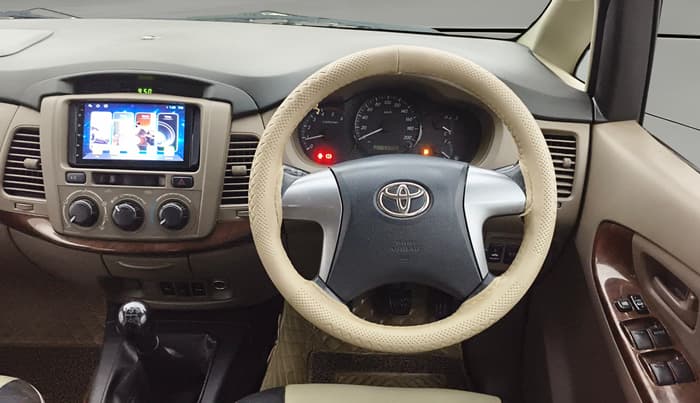 2015 Toyota Innova 2.5 GX 7 STR, Diesel, Manual, 93,285 km, Steering Wheel Close Up