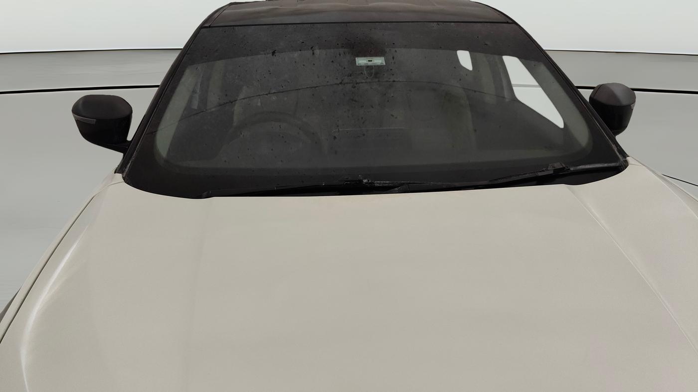 2019 Tata Harrier XM 2.0L KRYOTEC, Diesel, Manual, 1,21,599 km, Front Windshield