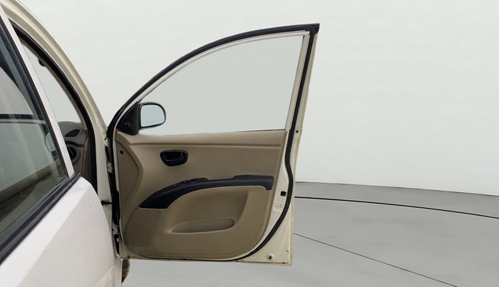 2013 Hyundai i10 MAGNA 1.1, Petrol, Manual, 1,02,588 km, RHS Front Door