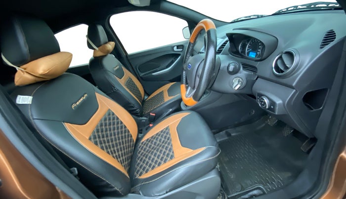 2018 Ford FREESTYLE TREND 1.2 PETROL, Petrol, Manual, 42,255 km, Right Side Front Door Cabin