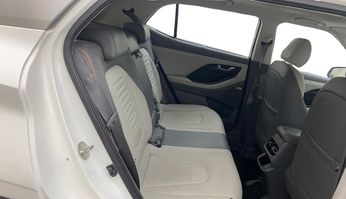 2024 Hyundai Creta SX (O) IVT 1.5 PETROL, Petrol, Automatic, 23,169 km, Right Side Rear Door Cabin
