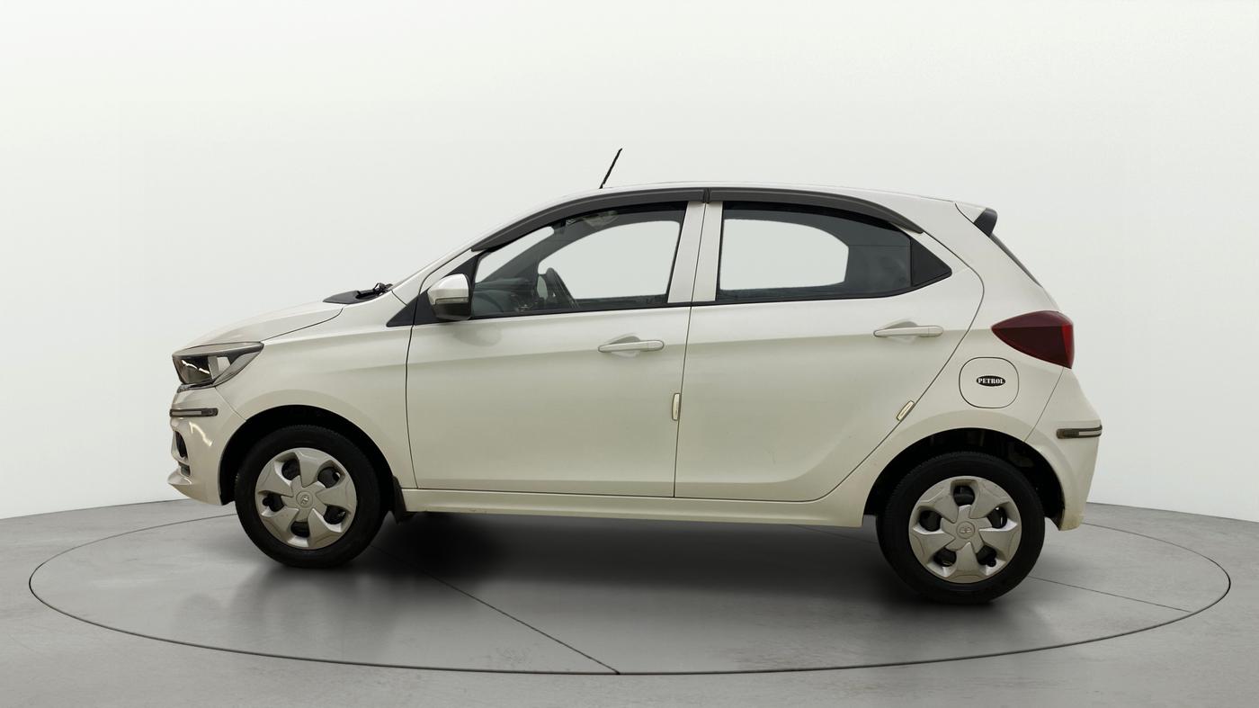 2020 Tata Tiago XT PETROL, Petrol, Manual, 31,698 km, Left Side