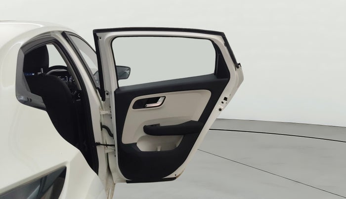 2022 Tata ALTROZ XZ PLUS PETROL, Petrol, Manual, 22,527 km, RHS Rear Door