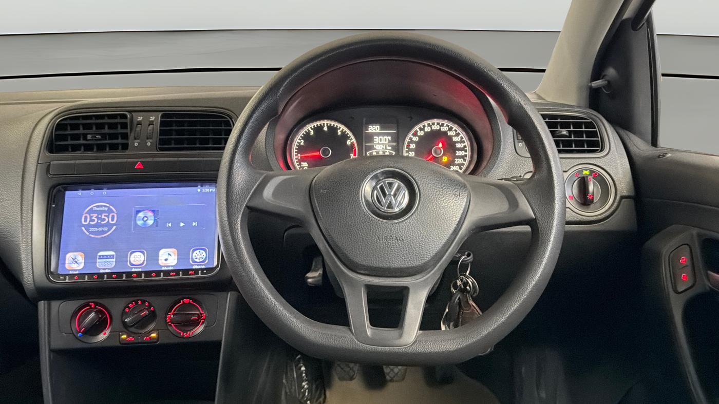 2019 Volkswagen Polo TRENDLINE 1.0L, Petrol, Manual, 48,807 km, Steering Wheel Close Up