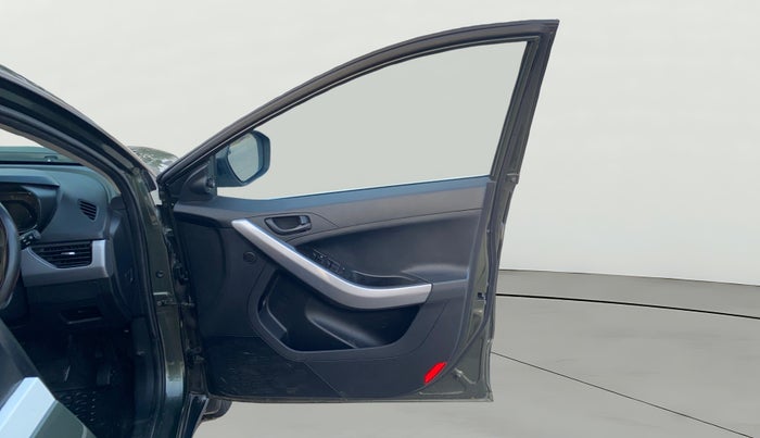 2023 Tata NEXON XMA PETROL, Petrol, Automatic, 36,202 km, RHS Front Door