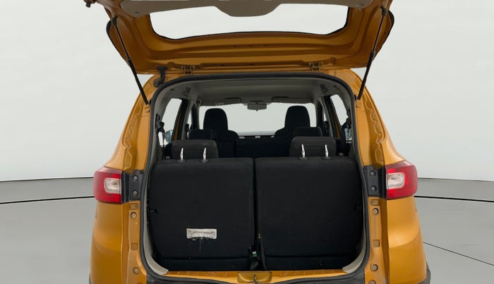2022 Renault TRIBER RXT, Petrol, Manual, 23,801 km, Boot Open Zoomed View