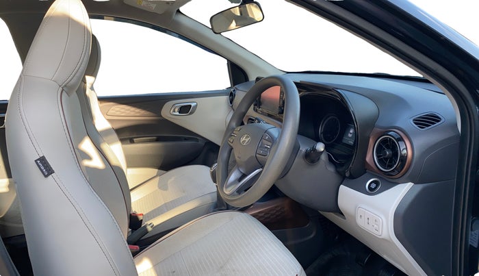 2024 Hyundai AURA SX 1.2 CNG, CNG, Manual, 16,272 km, Right Side Front Door Cabin