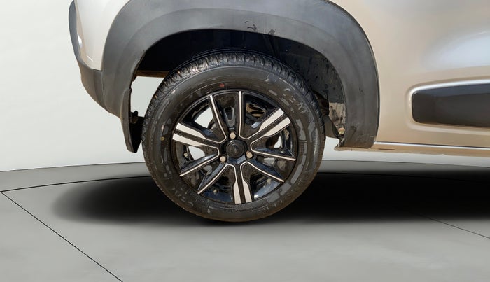 2022 Renault Kwid CLIMBER 1.0 AMT, Petrol, Automatic, 27,697 km, Right Rear Wheel