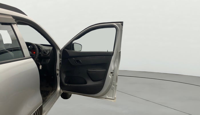 2020 Renault Kwid RXL, Petrol, Manual, 13,857 km, RHS Front Door