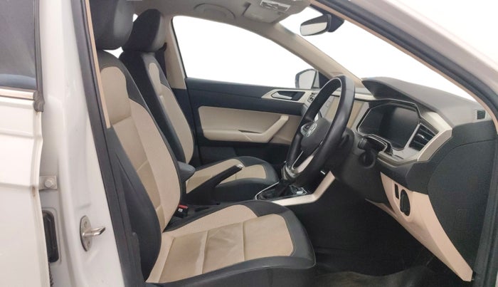 2022 Volkswagen VIRTUS TOPLINE TSI 1.0 AT, Petrol, Automatic, 11,979 km, Right Side Front Door Cabin