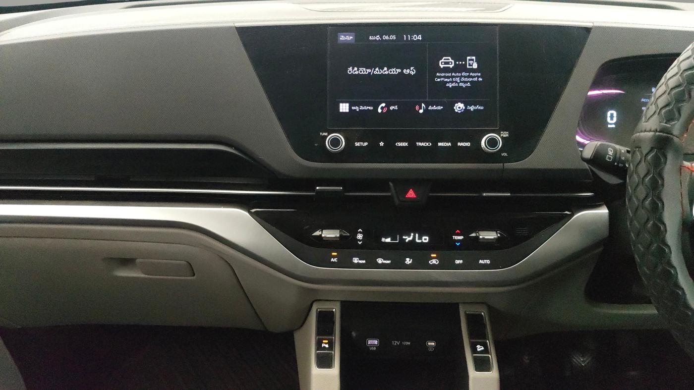 2022 KIA CARENS PRESTIGE PLUS 1.4 PETROL 7 STR, Petrol, Manual, 22,469 km, Air Conditioner