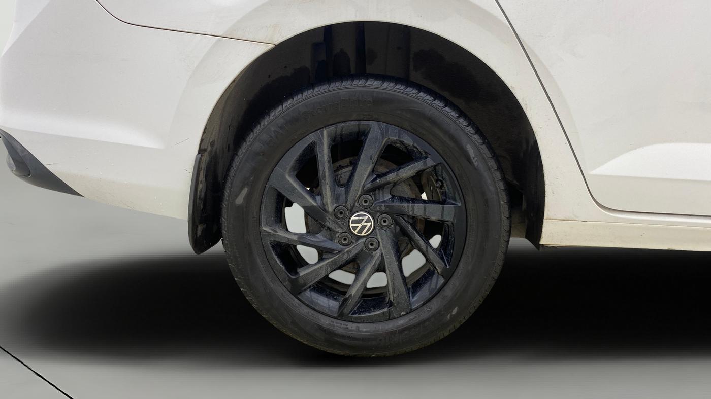 2022 Volkswagen VIRTUS GT PLUS TSI 1.5 EVO DSG, Petrol, Automatic, 26,465 km, Right Rear Wheel