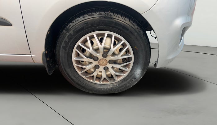 2012 Hyundai i10 ERA 1.1, Petrol, Manual, 97,752 km, Right Front Wheel