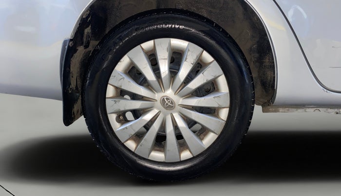 2014 Toyota Etios G, Petrol, Manual, 58,800 km, Right Rear Wheel