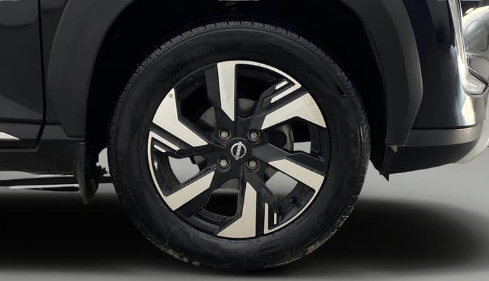 2025 Nissan MAGNITE Tekna HRAO 1.0 Turbo Petrol CVT, Petrol, Automatic, 32,749 km, Right Front Wheel