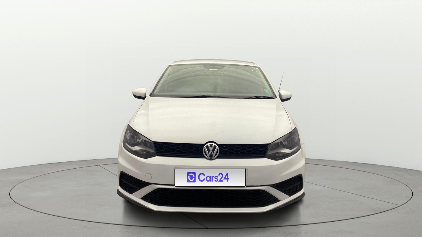 2021 Volkswagen Polo TRENDLINE 1.0L, Petrol, Manual, 1,22,676 km, Front
