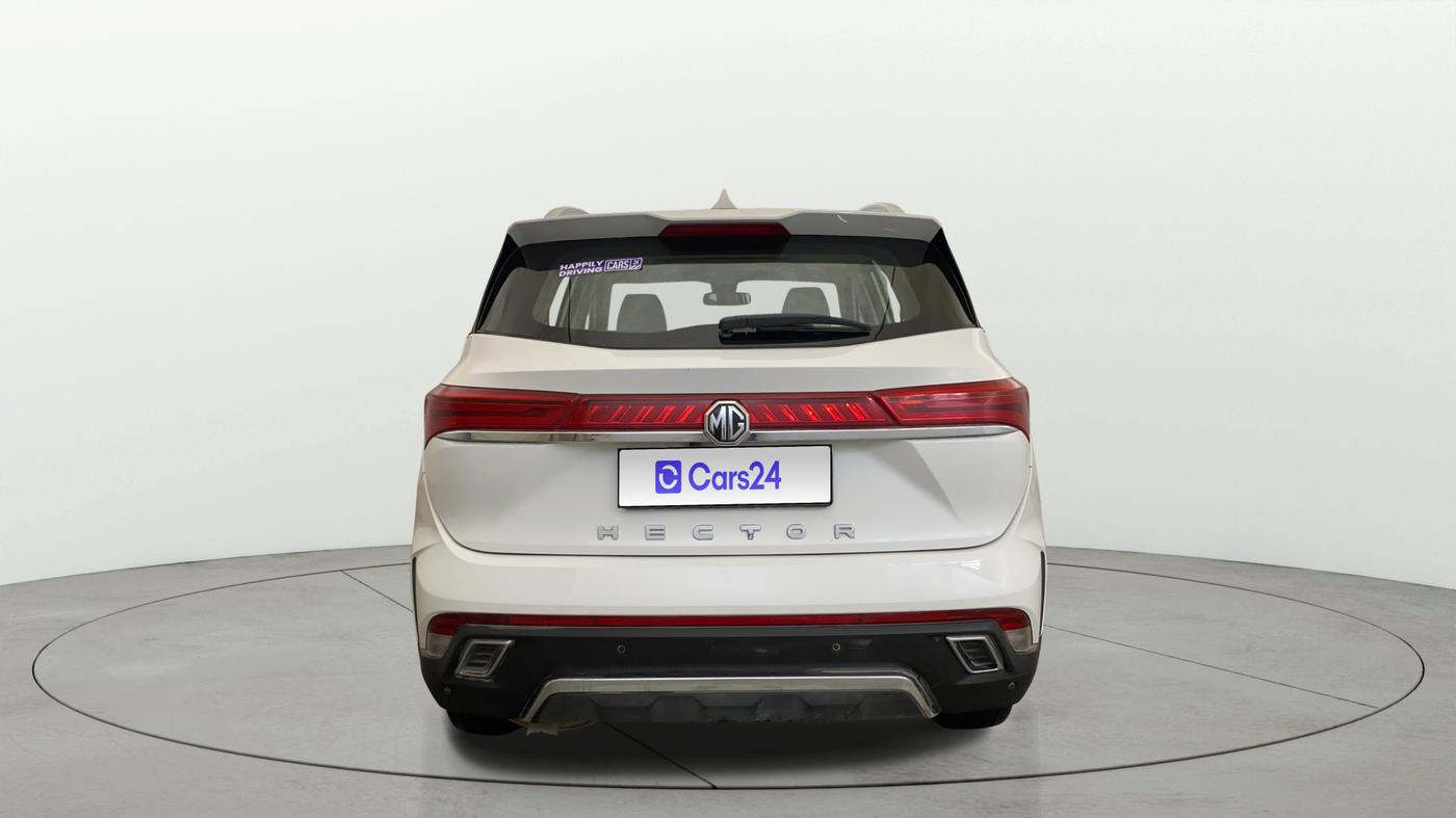 2024 MG HECTOR SHARP PRO 1.5 PETROL TURBO CVT PETROL, Petrol, Automatic, 14,132 km, Back/Rear