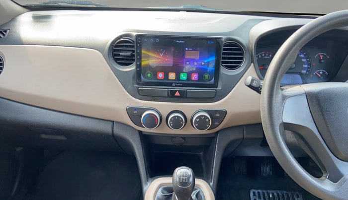 2016 Hyundai Xcent BASE 1.2, Petrol, Manual, 70,363 km, Air Conditioner