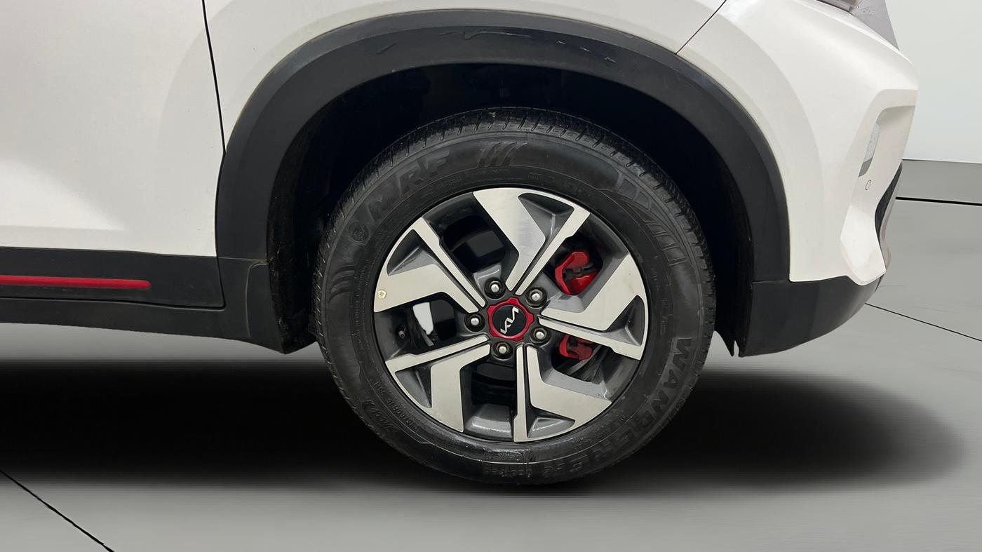 2021 KIA SONET GTX PLUS 1.0 IMT, Petrol, Manual, 27,495 km, Right Front Wheel