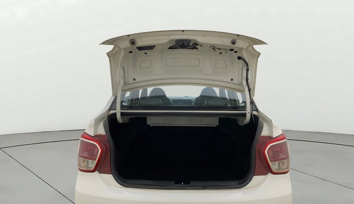 2015 Hyundai Xcent BASE 1.1, Diesel, Manual, 1,17,985 km, Boot Door Open