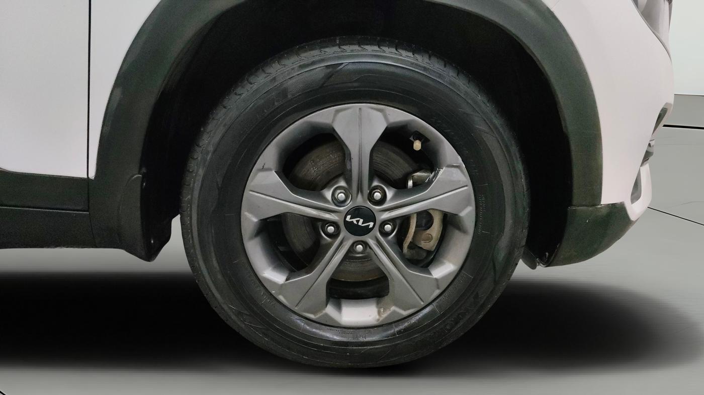 2021 KIA SELTOS HTK PLUS 1.5 IMT, Petrol, Manual, 77,185 km, Right Front Wheel