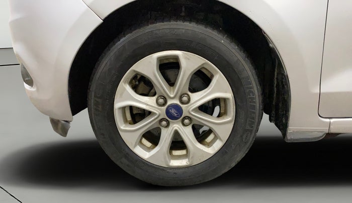 2015 Ford Figo Aspire TITANIUM 1.5 PETROL AT, Petrol, Automatic, 61,722 km, Left Front Wheel