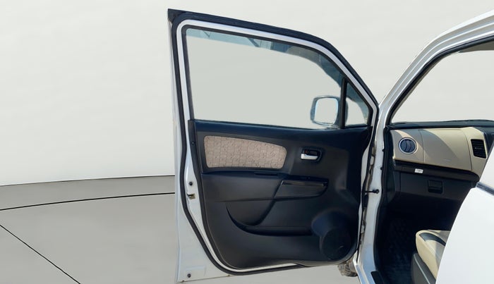 2017 Maruti Wagon R 1.0 VXI, Petrol, Manual, 27,223 km, LHS Front Door