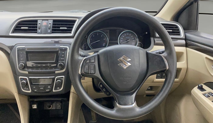 2016 Maruti Ciaz VDI+ SHVS, Diesel, Manual, 68,371 km, Steering Wheel Close Up