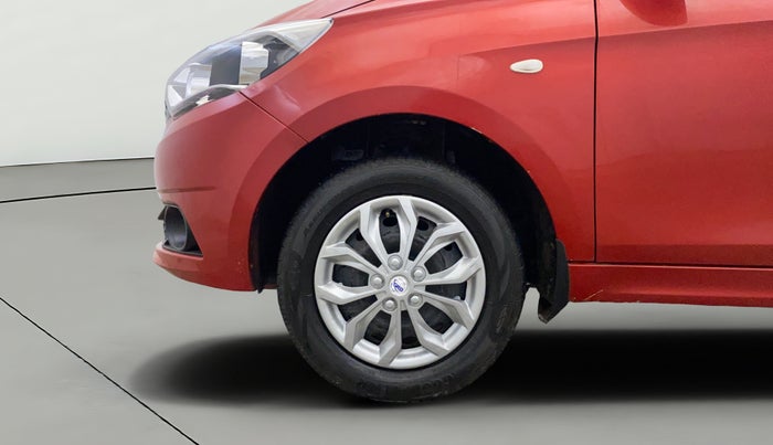 2017 Tata Tiago XT PETROL, Petrol, Manual, 32,566 km, Left Front Wheel