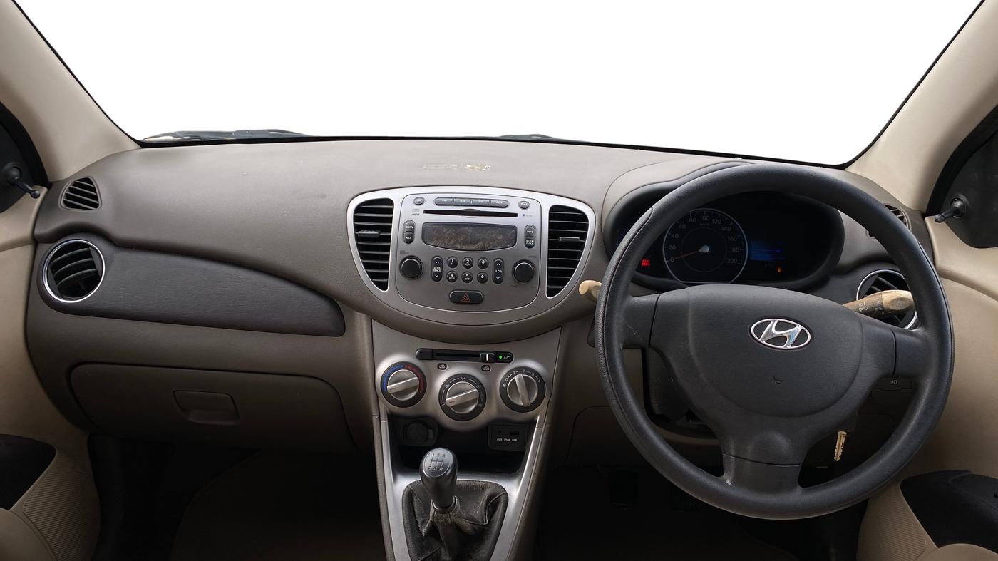 2014 Hyundai i10 SPORTZ 1.1, Petrol, Manual, 38,650 km, Dashboard