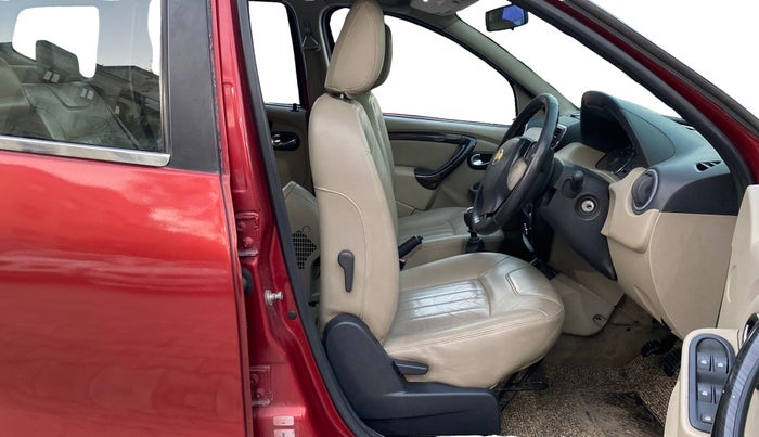 2013 Nissan Terrano XV 85 PS DIESEL, Diesel, Manual, 98,076 km, Right Side Front Door Cabin