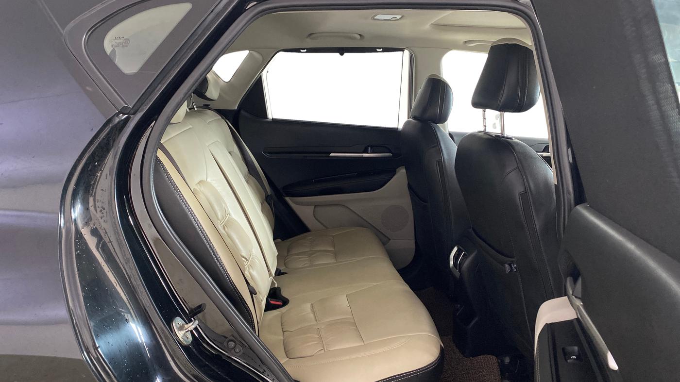 2022 KIA SONET HTX 1.0 IMT, Petrol, Manual, 54,188 km, Right Side Rear Door Cabin