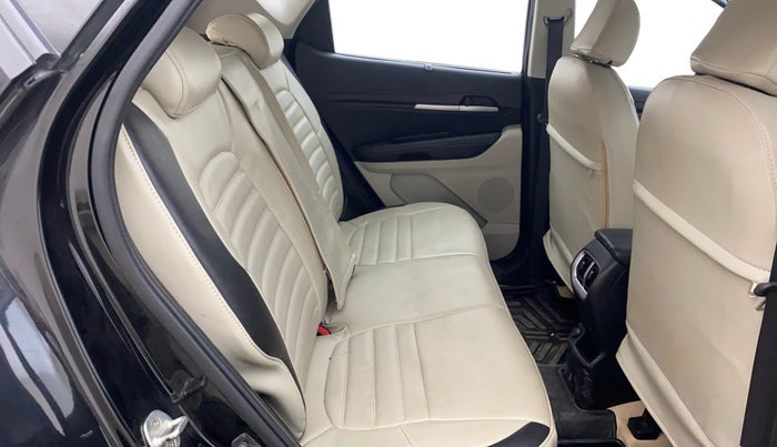 2023 KIA SONET HTX 1.0 DCT, Petrol, Automatic, 26,170 km, Right Side Rear Door Cabin