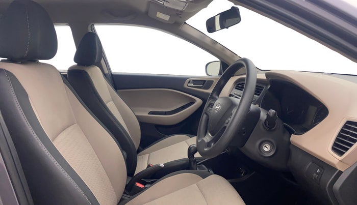 2017 Hyundai Elite i20 ASTA 1.2, Petrol, Manual, 15,586 km, Right Side Front Door Cabin