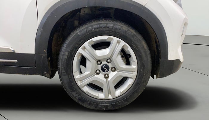 2021 KIA SONET HTX 1.0 IMT, Petrol, Manual, 30,923 km, Right Front Wheel