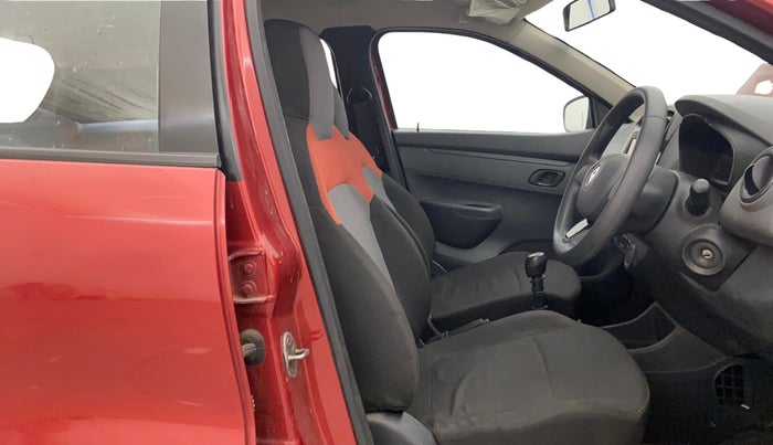 2016 Renault Kwid RXT 1.0, Petrol, Manual, 35,296 km, Right Side Front Door Cabin