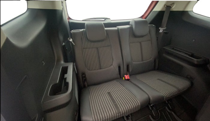 2023 KIA CARENS PRESTIGE PLUS 1.5 PETROL IMT 7 STR, Petrol, Manual, 6,537 km, Third Seat Row ( optional )