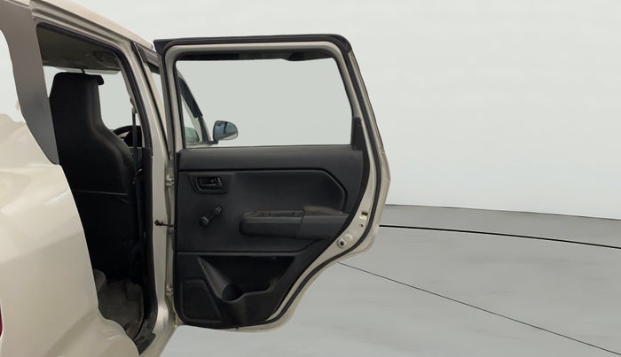 2023 Maruti New Wagon-R LXI 1.0, Petrol, Manual, 7,635 km, RHS Rear Door