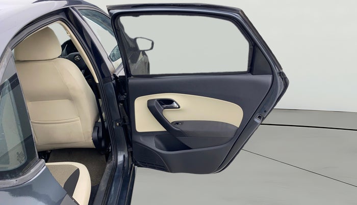 2017 Skoda Rapid AMBITION 1.6 MPI MT, Petrol, Manual, 34,644 km, RHS Rear Door