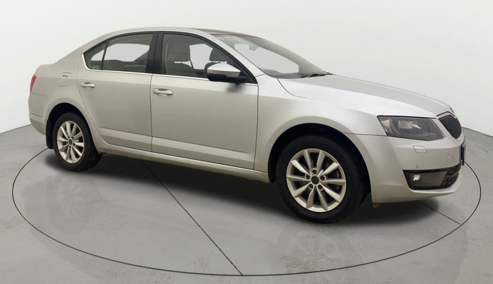 2015 Skoda Octavia ELEGANCE 1.8 TSI AT, Petrol, Automatic, 67,632 km, Right Front Diagonal