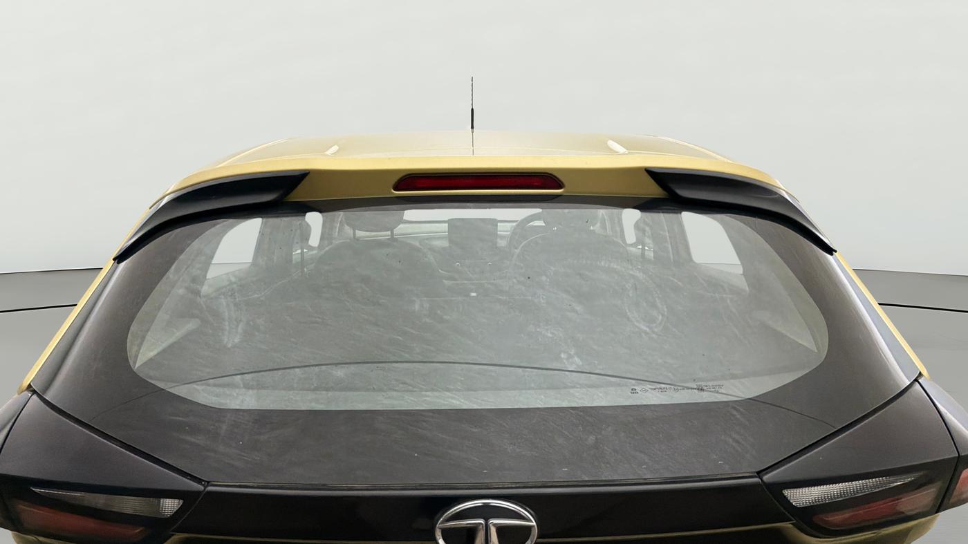 2020 Tata ALTROZ XE PETROL, Petrol, Manual, 25,402 km, Rear Windshield
