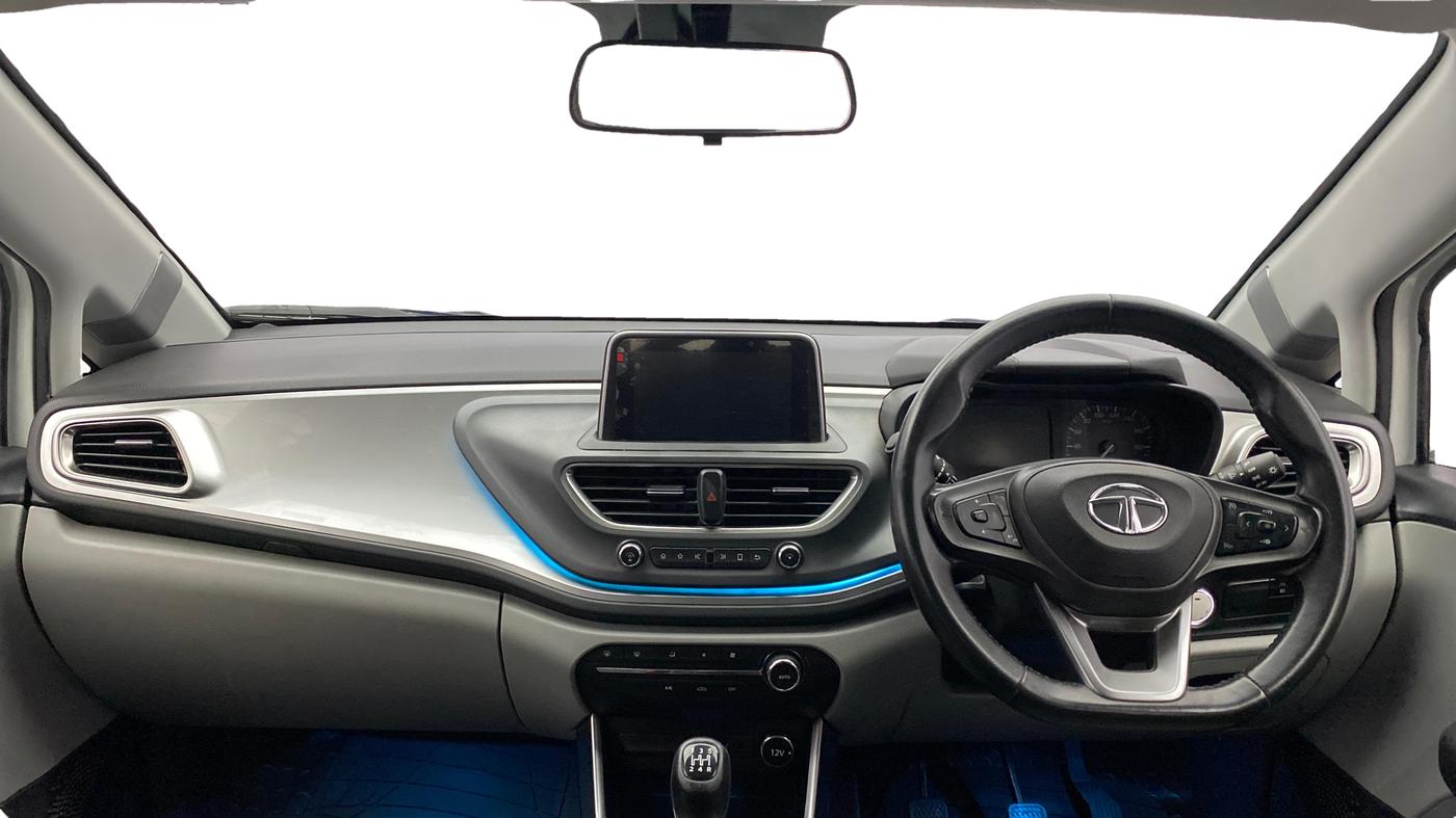 2020 Tata ALTROZ XZ PETROL, Petrol, Manual, 36,994 km, Dashboard