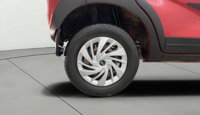 2016 Datsun Redi Go T (O), Petrol, Manual, 98,760 km, Right Rear Wheel