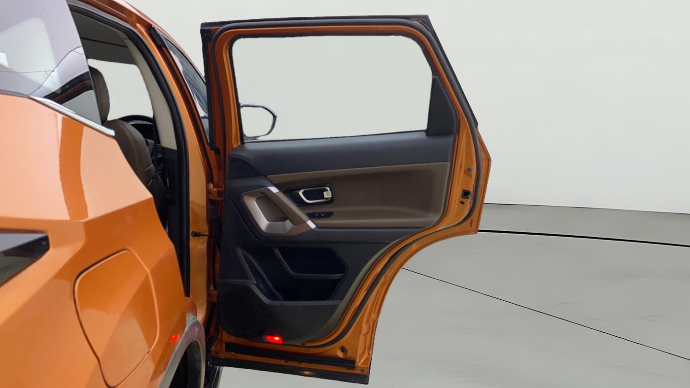 2019 Tata Harrier XZ 2.0L, Diesel, Manual, 1,12,358 km, RHS Rear Door